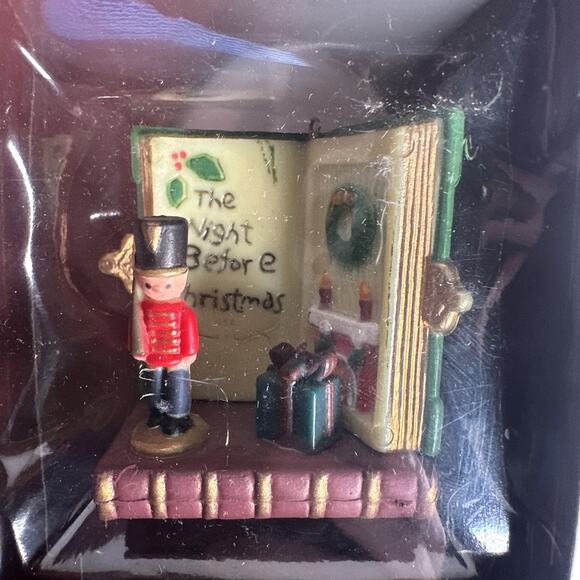 Far East Brokers Christmas Collection Ornament The Night Before Christmas 2 1/2" - Picture 6 of 6